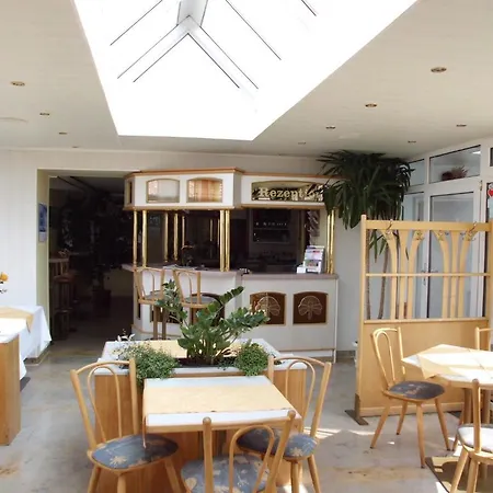 Am Park Garni Hotel